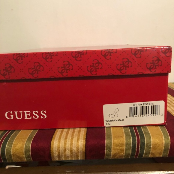 Guess Heels - Picture 6 of 7